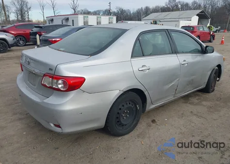 2013 Toyota Corolla Le z USA, uszkodzony, nr VIN 2T1BU4EE3DC921682